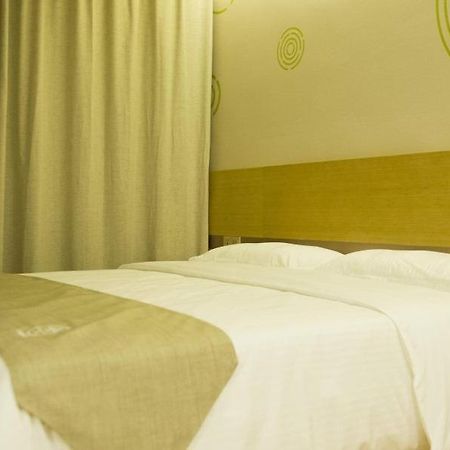 Greentree Inn Nantong Qidong Lvsi Harbour Express Hotel Екстериор снимка