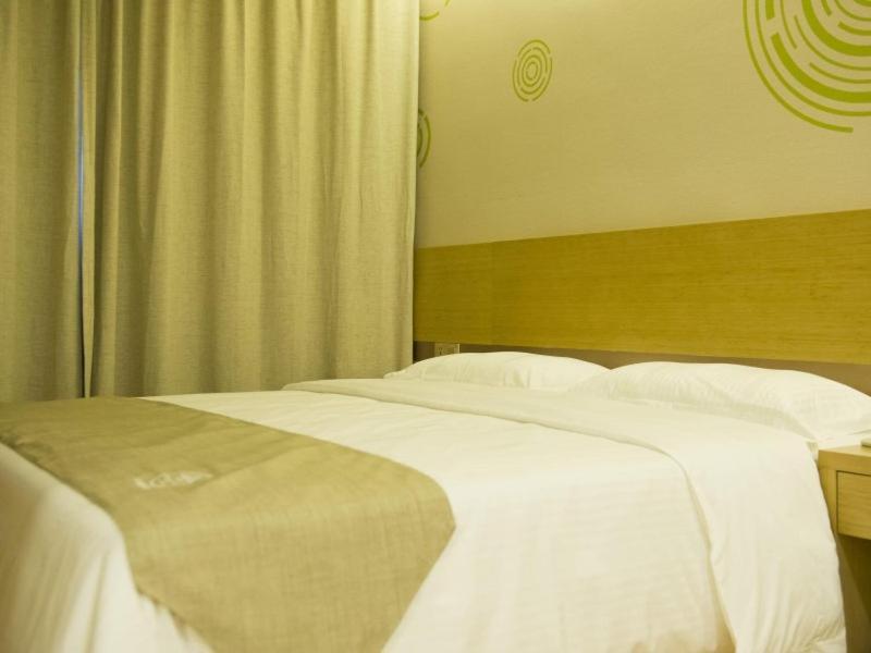 Greentree Inn Nantong Qidong Lvsi Harbour Express Hotel Екстериор снимка